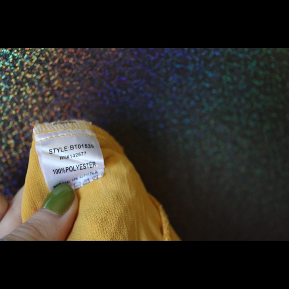 ⚡️ Blashe Yellow Crop Top - Picture 3 of 4